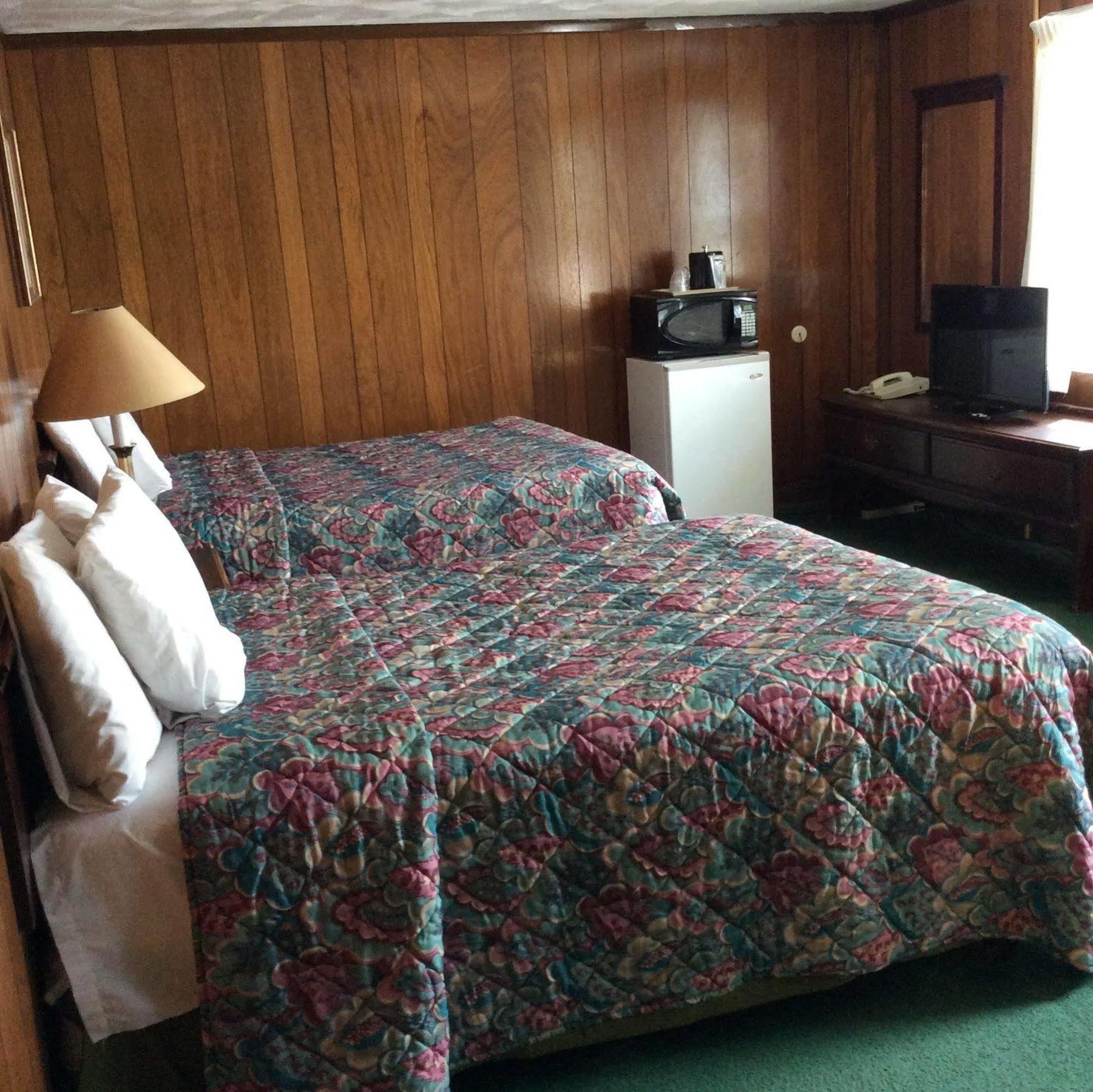 Wickford Motor Inn ノースキングスタウン エクステリア 写真