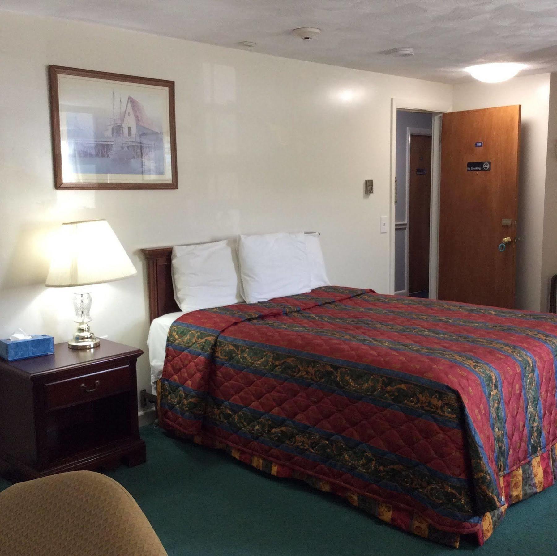 Wickford Motor Inn ノースキングスタウン エクステリア 写真