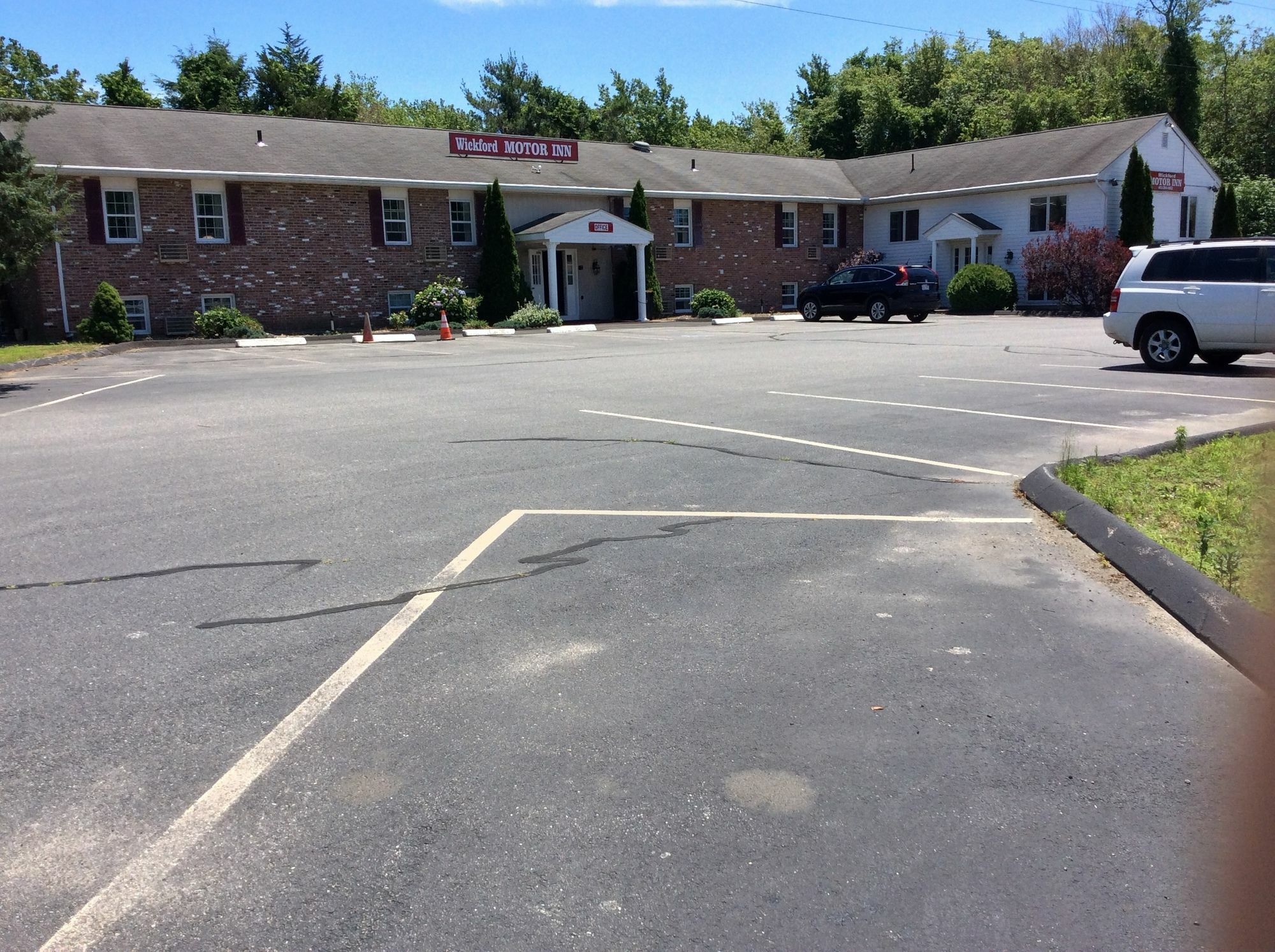 Wickford Motor Inn ノースキングスタウン エクステリア 写真
